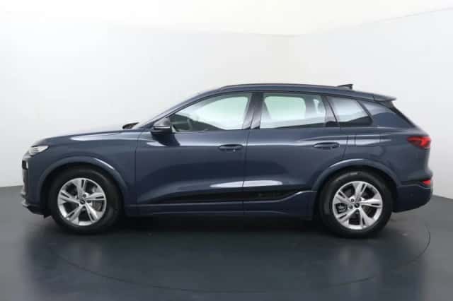 Audi Q6 e-tron (2025) thumbnail 2