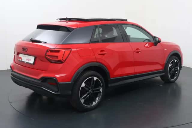 Audi Q2 (2025) thumbnail 5