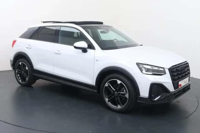 Audi Q2 (2025) thumbnail 3
