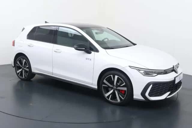 Volkswagen Golf (2025) thumbnail 3