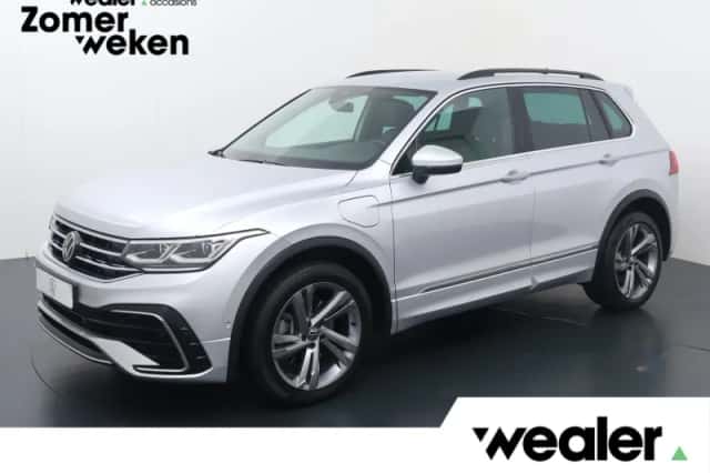 Volkswagen Tiguan (2024) thumbnail 1