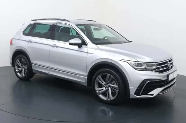 Volkswagen Tiguan (2024) thumbnail 3