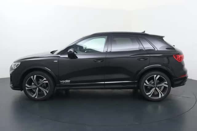 Audi Q3 (2025) thumbnail 2