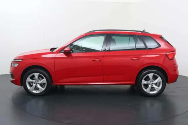 Škoda Kamiq (2023) thumbnail 2