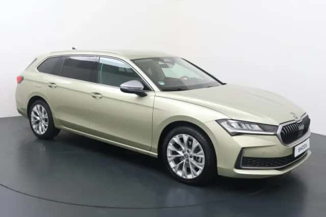 Škoda Superb (2025) thumbnail 3