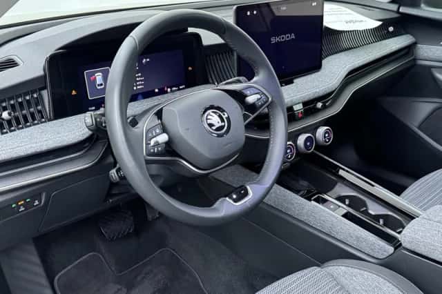 Škoda Superb (2025) thumbnail 6