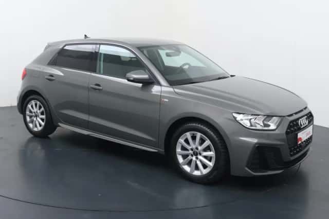 Audi A1 (2025) thumbnail 3