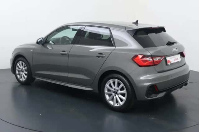 Audi A1 (2025) thumbnail 4