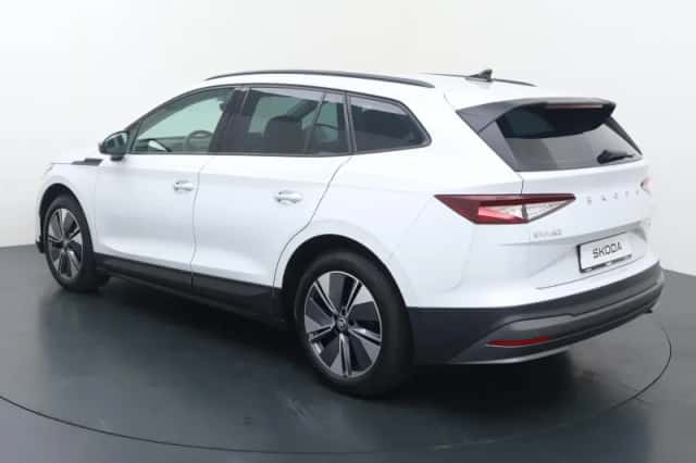 Škoda Enyaq (2022) thumbnail 4