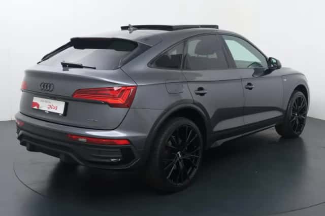 Audi Q5 (2022) thumbnail 6
