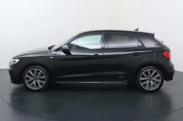 Audi A1 (2025) thumbnail 2