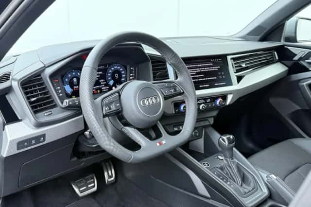 Audi A1 (2025) thumbnail 6