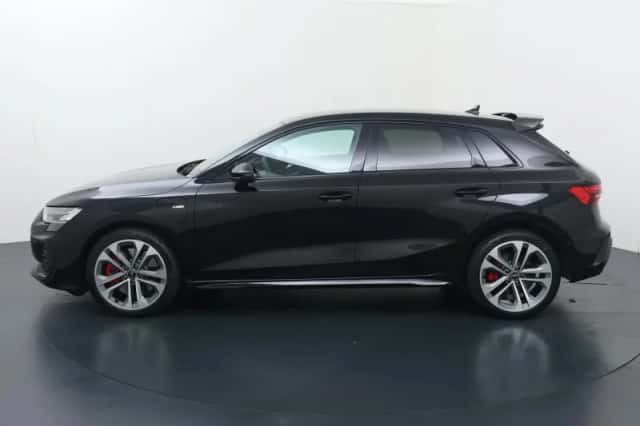 Audi A3 (2025) thumbnail 2
