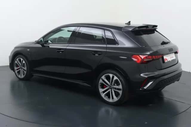 Audi A3 (2025) thumbnail 4