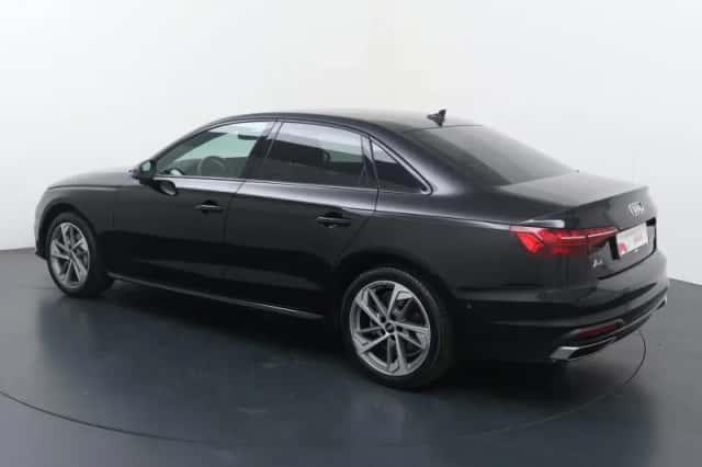 Audi A4 (2025) thumbnail 5