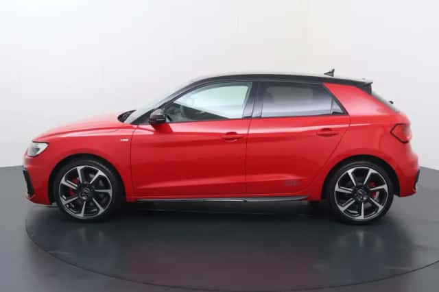 Audi A1 (2025) thumbnail 2