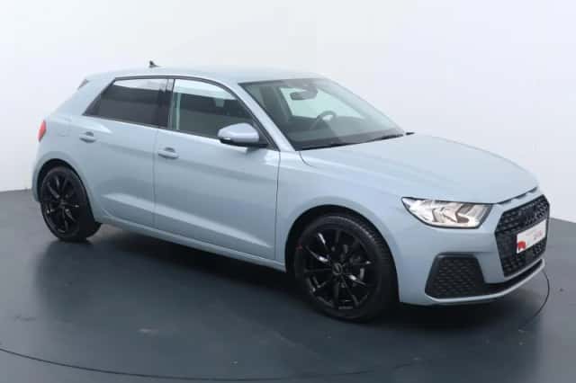 Audi A1 (2024) thumbnail 3