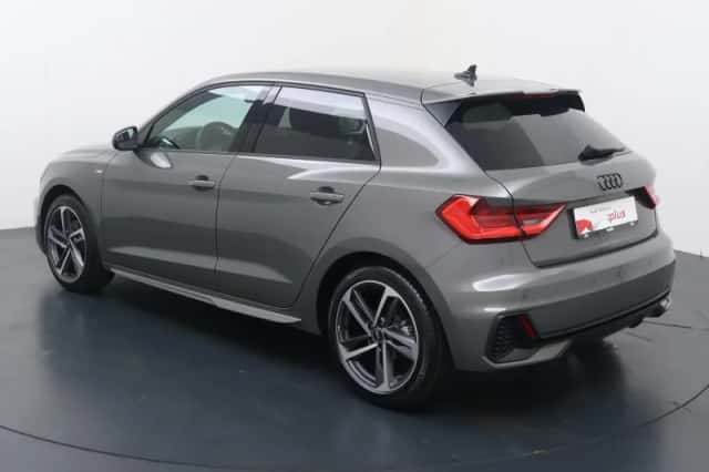Audi A1 (2025) thumbnail 5