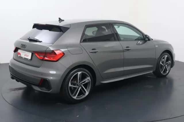 Audi A1 (2025) thumbnail 6