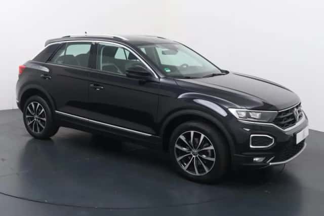 Volkswagen T-Roc (2021) thumbnail 3