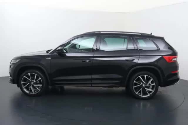 Škoda Kodiaq (2021) thumbnail 2