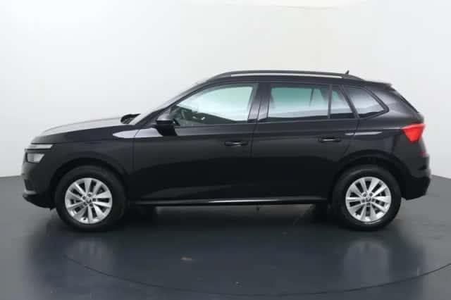 Škoda Kamiq (2023) thumbnail 2