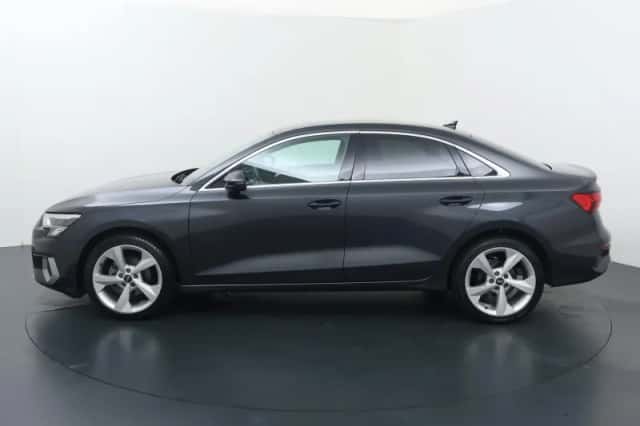 Audi A3 (2022) thumbnail 2