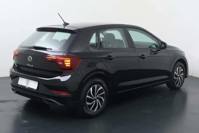 Volkswagen Polo (2023) thumbnail 6