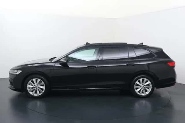 Škoda Superb (2024) thumbnail 2