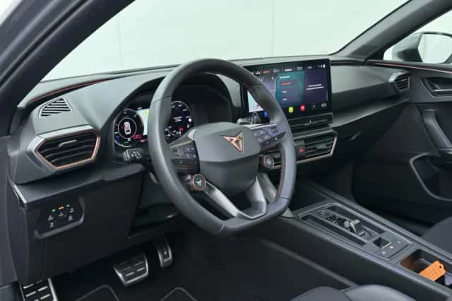 CUPRA Leon Sportstourer (2022) thumbnail 6