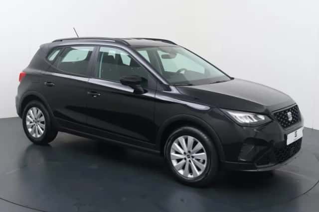 SEAT Arona (2025) thumbnail 3