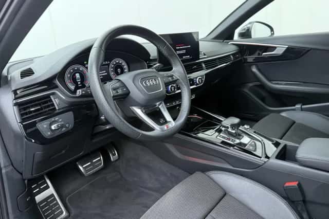 Audi A4 (2021) thumbnail 6