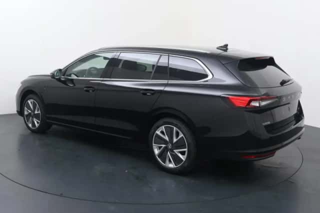 Škoda Superb (2026) thumbnail 4