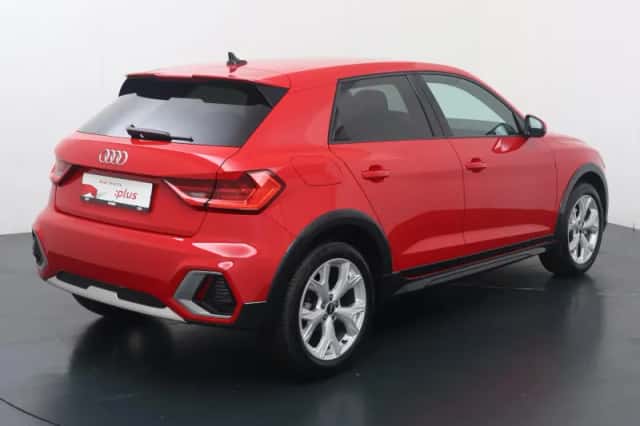 Audi A1 (2025) thumbnail 5