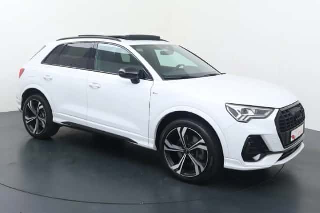 Audi Q3 (2024) thumbnail 3