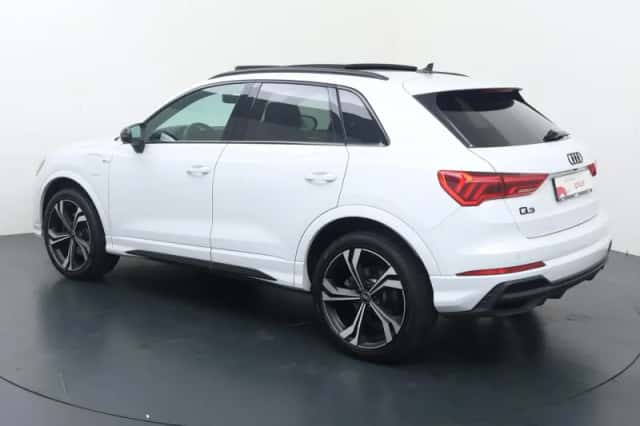 Audi Q3 (2024) thumbnail 4