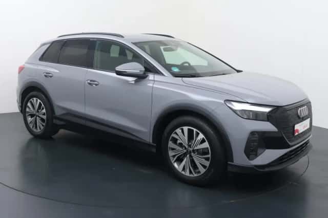 Audi Q4 e-tron (2025) thumbnail 3