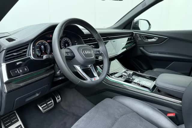 Audi Q8 (2023) thumbnail 6