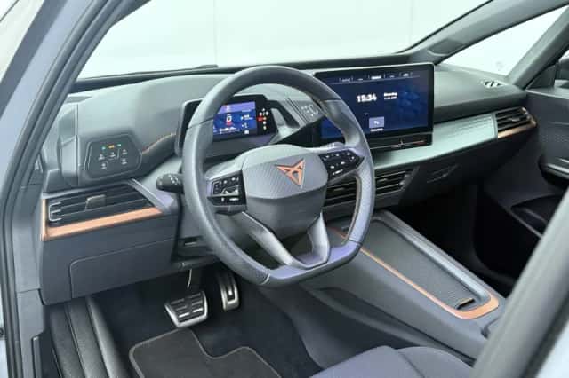 CUPRA Born (2024) thumbnail 6