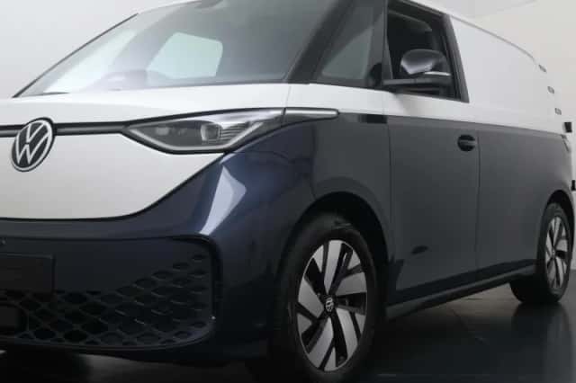 Volkswagen ID. Buzz (2027) thumbnail 2