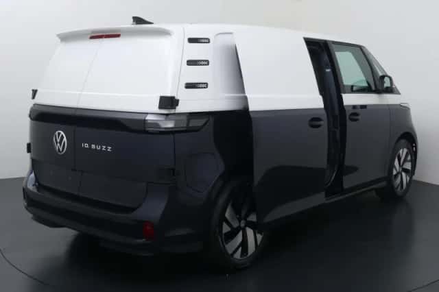 Volkswagen ID. Buzz (2027) thumbnail 6