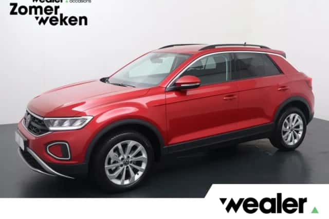 Volkswagen T-Roc (2022) thumbnail 1