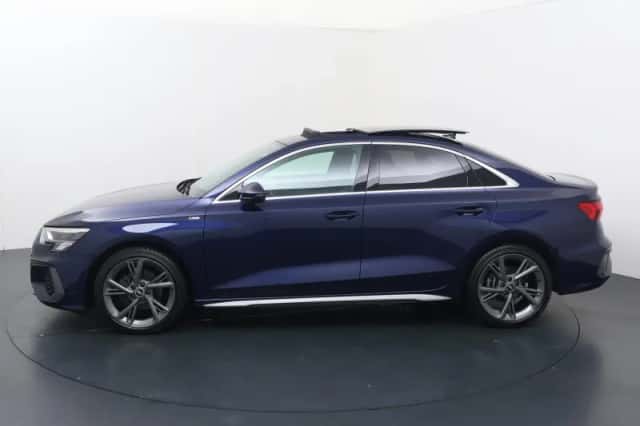 Audi A3 (2022) thumbnail 2