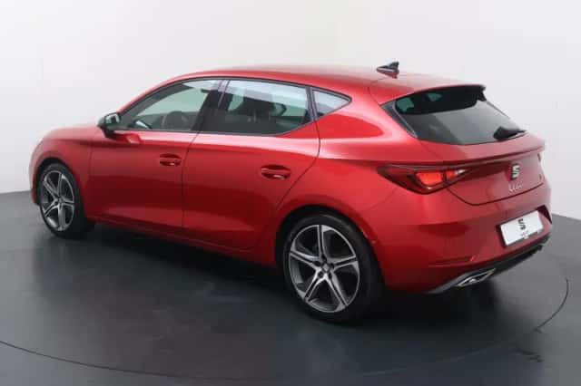 SEAT Leon (2021) thumbnail 5