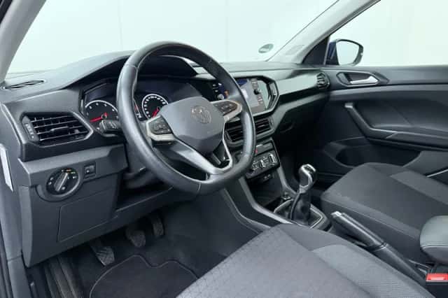 Volkswagen T-Cross (2022) thumbnail 6