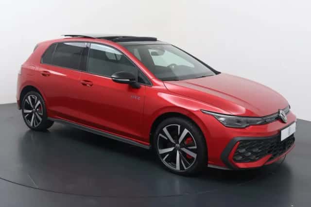 Volkswagen Golf (2025) thumbnail 3