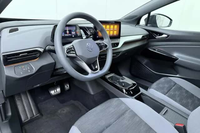 Volkswagen ID.4 (2023) thumbnail 6