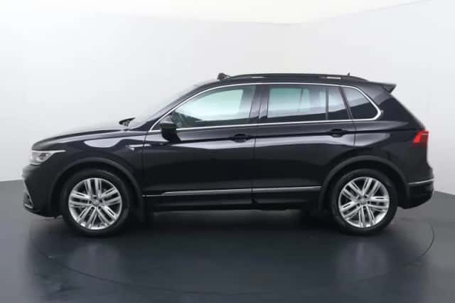 Volkswagen Tiguan (2022) thumbnail 2