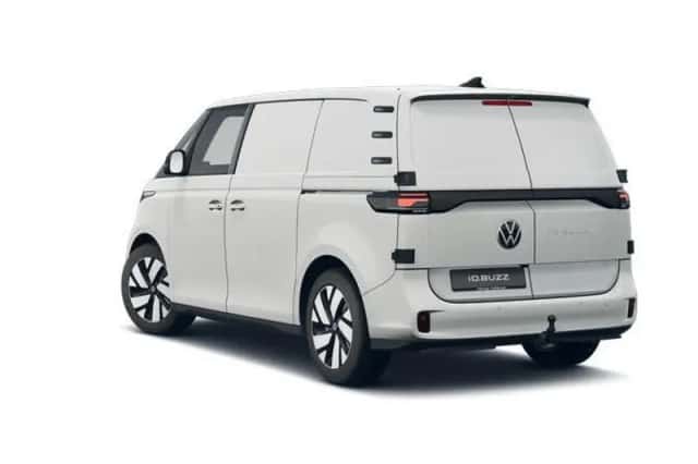 Volkswagen ID. Buzz (2027) thumbnail 3