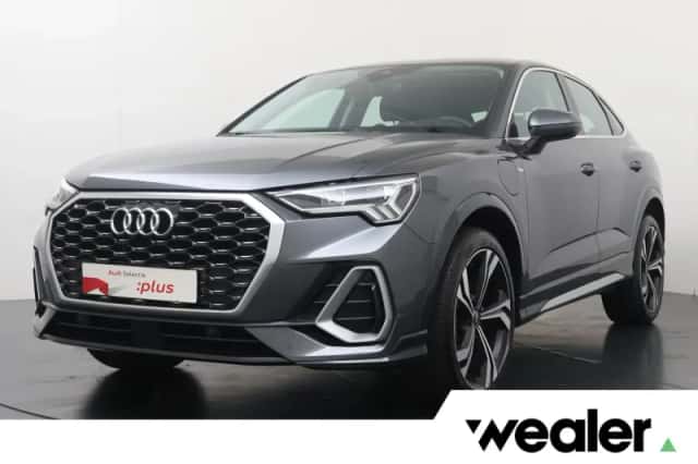 Audi Q3 (2023) thumbnail 2